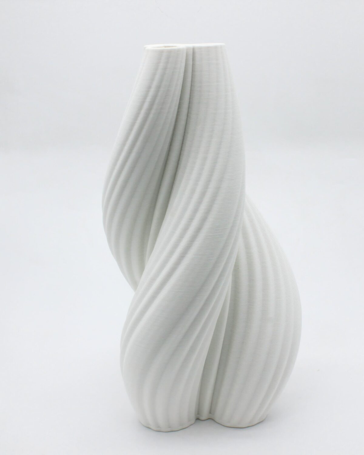 Clover-patterned Full-body Vase Clover-patterned Full-body Vase