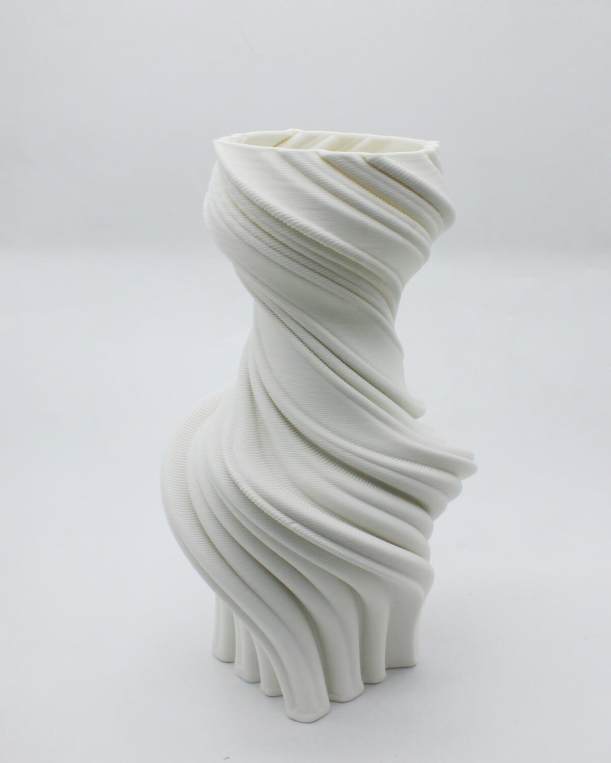 Hurricane Vase