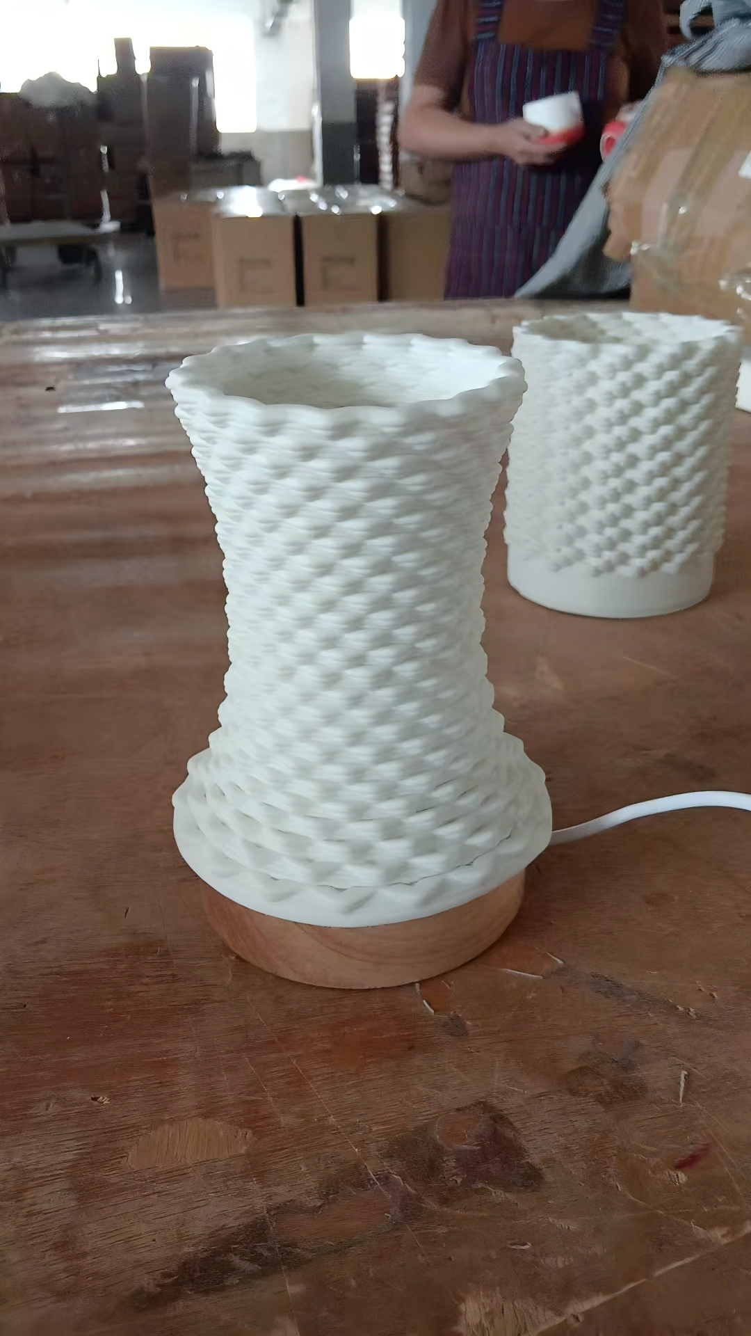 Vase-shaped night light